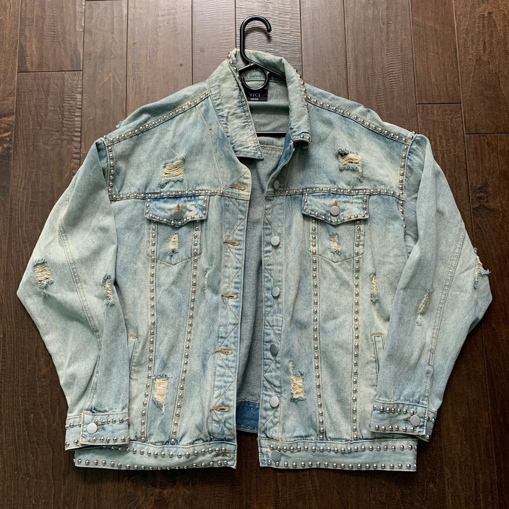 Vici Pocketed Studded Distressed Denim Jacket